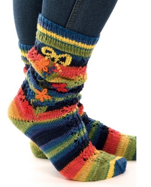 Socken stricken mit Ajourstreifen und Blütenranke